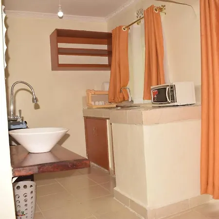 Stylish 2Br With Wi-Fi And Secure Parking Apartment Kakamega Exterior photo