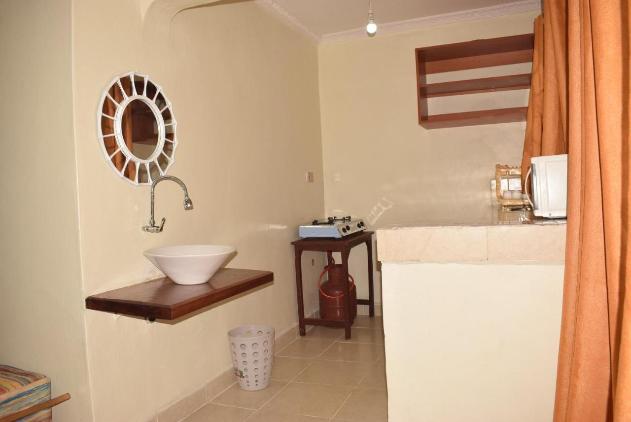 Stylish 2br With Wi-fi And Secure Parking Kakamega