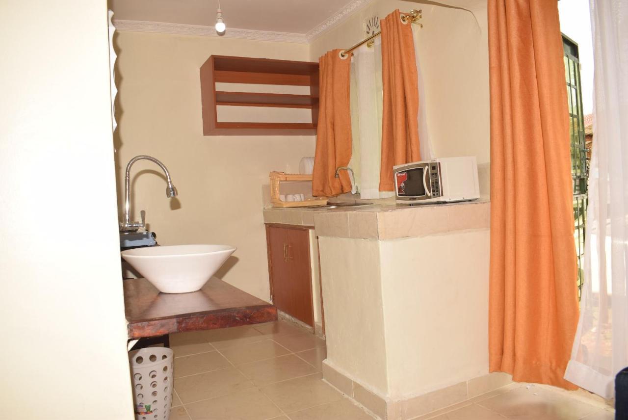 Stylish 2br With Wi-fi And Secure Parking Kakamega